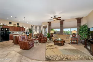 17917 N Canal Dr, Surprise, AZ 85374 - Photo 10