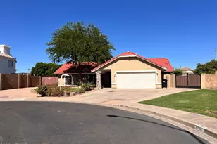 625 N 38th Street N, Mesa, AZ 85205 - Photo 2