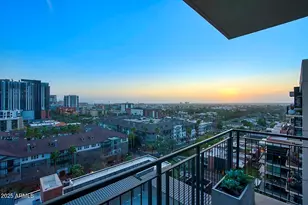 200 W Portland St, Phoenix, AZ 85003 - Photo 18