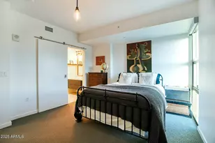 200 W Portland St, Phoenix, AZ 85003 - Photo 22