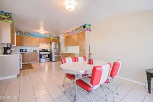 877 E Sycamore St, Globe, AZ 85501 - Photo 14