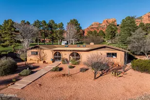 135 Red Rock Cove Dr, Sedona, AZ 86351 - Photo 2