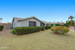 10365 W Pinehurst Dr, Sun City, AZ 85351 - Photo 2