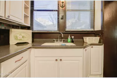 385 S Broad Street, Globe, AZ 85501 - Photo 16