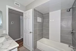 9301 W Glen Oaks Cir N, Sun City, AZ 85351 - Photo 14