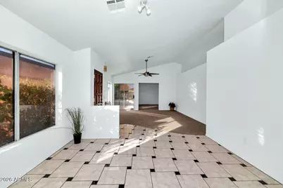 18204 N 18th Place, Phoenix, AZ 85022 - Photo 12