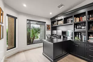 8720 E San Vicente Dr, Scottsdale, AZ 85258 - Photo 16