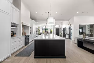 8720 E San Vicente Dr, Scottsdale, AZ 85258 - Photo 1