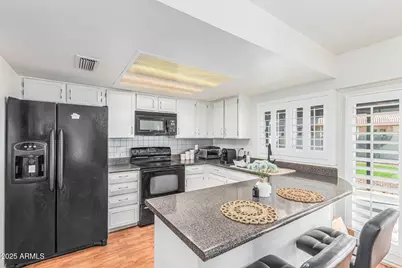 4119 N 88th Avenue, Phoenix, AZ 85037 - Photo 10