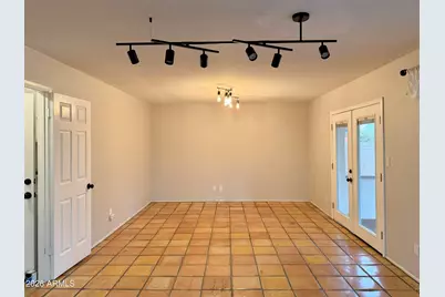 852 W Nopal Avenue, Mesa, AZ 85210 - Photo 8