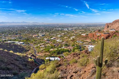 5250 E Red Rock Drive #34, Phoenix, AZ 85018 - Photo 8