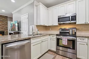 7009 E Acoma Dr, Scottsdale, AZ 85254 - Photo 8