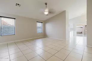 5629 S 11th Pl, Phoenix, AZ 85040 - Photo 10