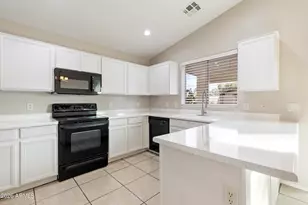 5629 S 11th Pl, Phoenix, AZ 85040 - Photo 14