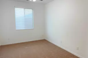 25734 N 140th Ln, Surprise, AZ 85387 - Photo 14