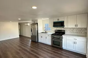 15601 N 19th Ave, Phoenix, AZ 85023 - Photo 8