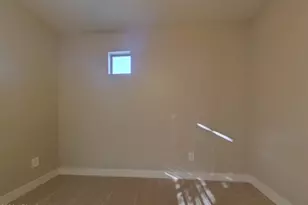 2645 S 63rd Ln, Phoenix, AZ 85043 - Photo 12