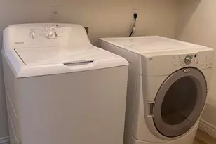 1013 W Sandra Ter, Phoenix, AZ 85023 - Photo 14