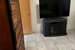 10643 W Snead Dr, Sun City, AZ 85351 - Photo 12