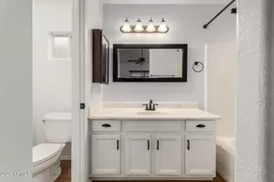 22063 N 35th Dr, Glendale, AZ 85310 - Photo 14