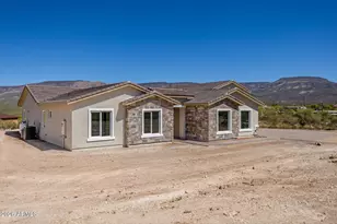 45315 N 18th St, New River, AZ 85087 - Photo 2