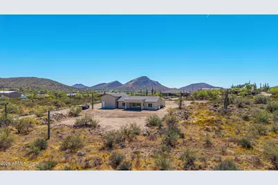 45315 N 18th Street, New River, AZ 85087 - Photo 16