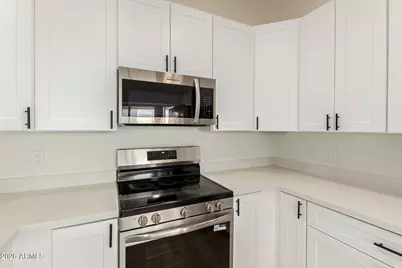 2537 N 87th Drive, Phoenix, AZ 85037 - Photo 8