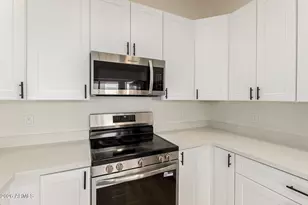 2537 N 87th Dr, Phoenix, AZ 85037 - Photo 8