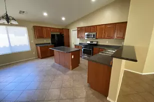 46065 W Starlight Dr, Maricopa, AZ 85139 - Photo 8