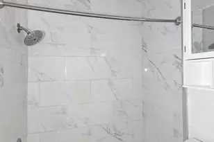 2416 W Caribbean Ln, Phoenix, AZ 85023 - Photo 32