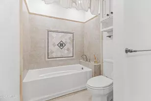 8084 E Del Laton Dr, Scottsdale, AZ 85258 - Photo 20