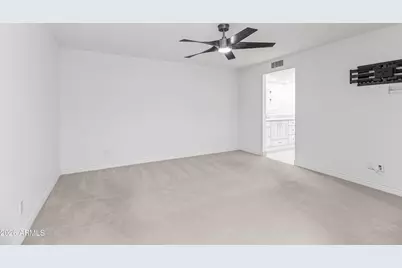 8084 E Del Laton Drive, Scottsdale, AZ 85258 - Photo 14