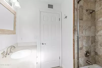 8084 E Del Laton Drive, Scottsdale, AZ 85258 - Photo 24