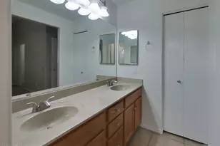 5521 N 103rd Dr, Glendale, AZ 85307 - Photo 8