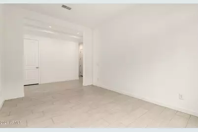 15832 W Desert Hollow Drive, Surprise, AZ 85387 - Photo 10