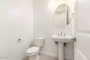 15832 W Desert Hollow Dr, Surprise, AZ 85387 - Photo 12