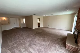 10551 W Prairie Hills Cir, Sun City, AZ 85351 - Photo 6