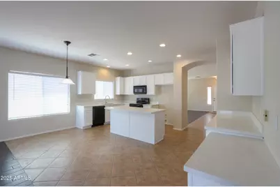 44092 W Stonecreek Road, Maricopa, AZ 85139 - Photo 8