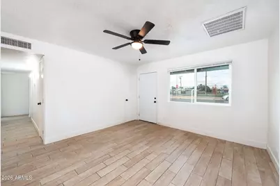 157 W Juniper Street, Mesa, AZ 85201 - Photo 8