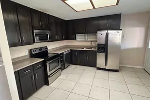 3944 W Bethany Home Rd, Phoenix, AZ 85019 - Photo 4