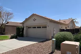 14641 W Hearn Rd, Surprise, AZ 85379 - Photo 2