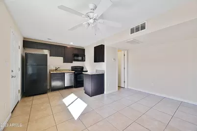 3949 E Earll Drive #4, Phoenix, AZ 85018 - Photo 4