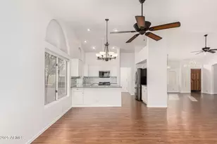 18853 N 89th Ln, Peoria, AZ 85382 - Photo 16