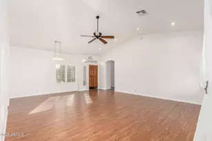 18853 N 89th Ln, Peoria, AZ 85382 - Photo 12