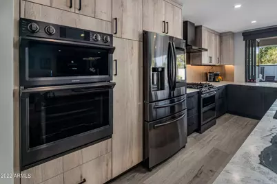 9056 N Arroya Vista Drive, Phoenix, AZ 85028 - Photo 10
