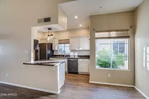 11333 N 92nd St, Scottsdale, AZ 85260 - Photo 4