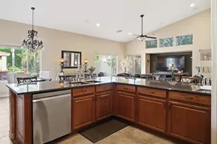 9828 W Jasmine Trail, Peoria, AZ 85383 - Photo 16