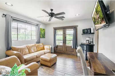 6961 E 1st Street #2, Scottsdale, AZ 85251 - Photo 2