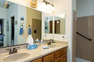 2663 S Springwood Blvd S, Mesa, AZ 85209 - Photo 14