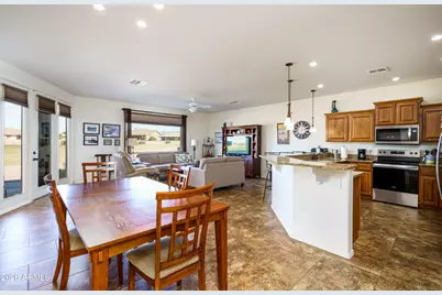 2663 S Springwood Boulevard S #322, Mesa, AZ 85209 - Photo 6